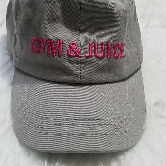 Steve Madden Accessories - Steve Madden Gym and Juice Hat- BRAND NEW